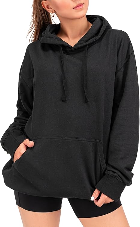 ESSENTIAL BLACK HOODIE